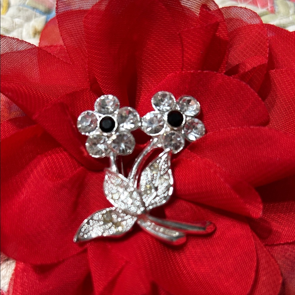 Silver Tone Floral Brooch